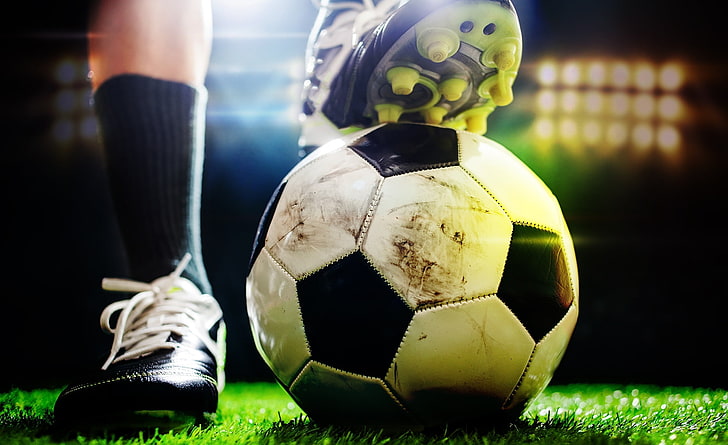 华体会hth体育：乒乓球台面尺寸是多少呢